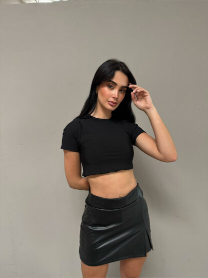 FALDA SHORT CUERO